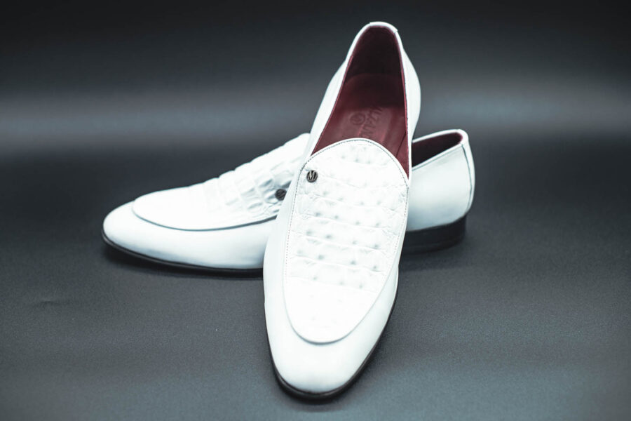 Men's Loafers  Dress ShoesOn  with Croc Skin Detail Texture